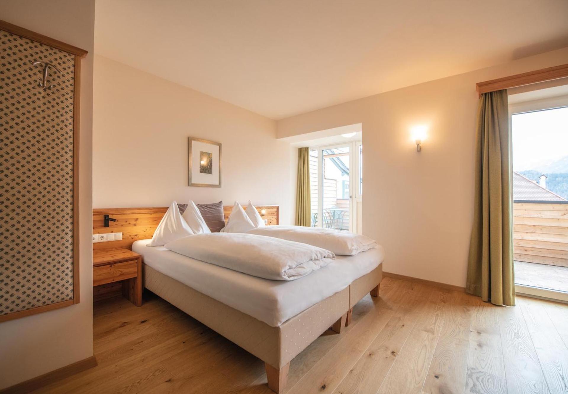 Hotel Gassenwirt Киенес Екстериор снимка
