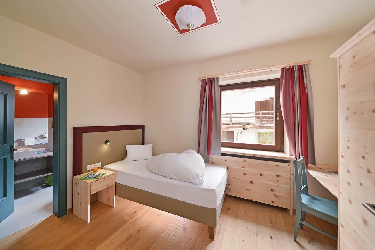 Hotel Gassenwirt Киенес Екстериор снимка