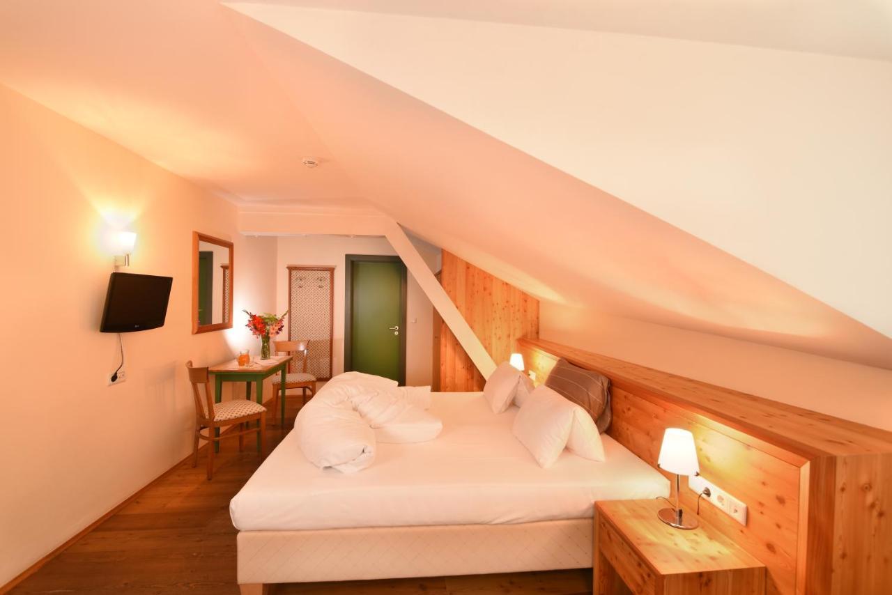 Hotel Gassenwirt Киенес Екстериор снимка